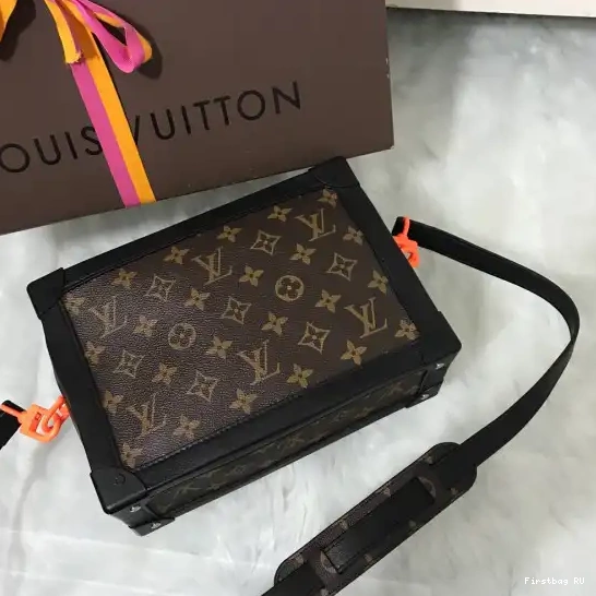 First bag ru VUITTON BOX LOUIS 0511